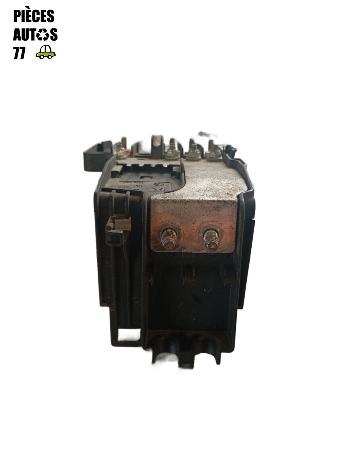 8922622