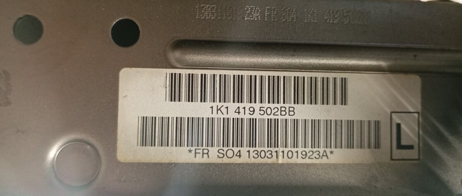6399902